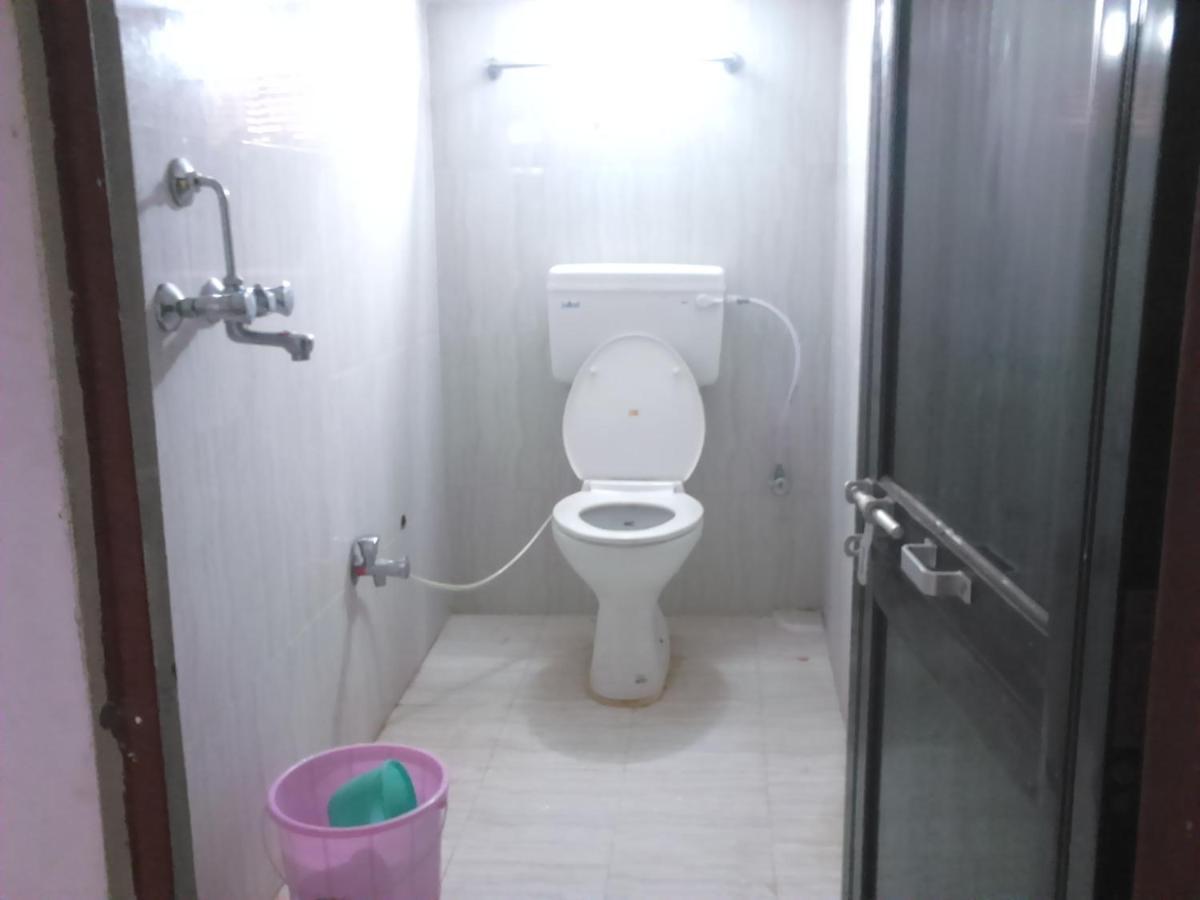 Leela Guest House Варанаси Экстерьер фото